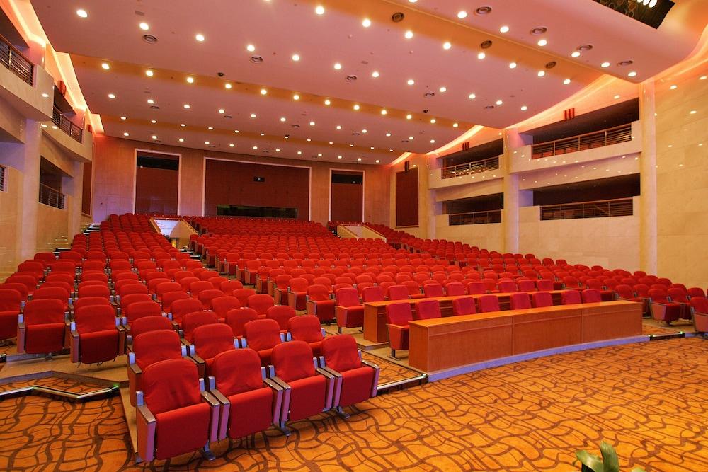 שנגחאי Oriental Riverside Bund View Hotel מראה חיצוני תמונה